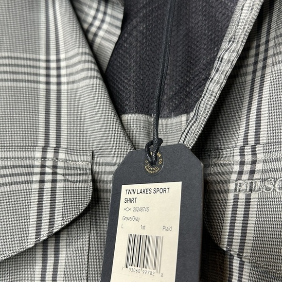 NWT Size Large Filson Plaid Gray Button Down Fishing Hunting Outdoor Gift - Picture 7 of 11